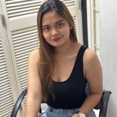 Ajrmn18's profile picture. Smile, it's the second best thing you can do with your lips.