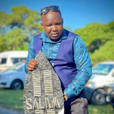 Musician, Maskandi Perforning Artist, For Booking Email sibukelisaliwa@gmail.com / 078 730 7640, Stream my New Music
https://t.co/IwzUD7S5VG