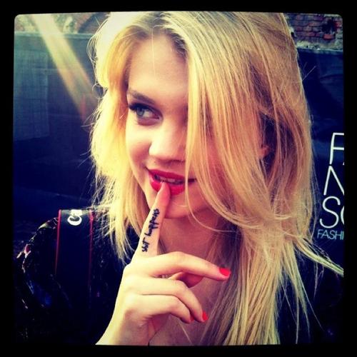 Fashion is our passion - get the daily dose of fashion in form of video, news, and pics from all over the world!