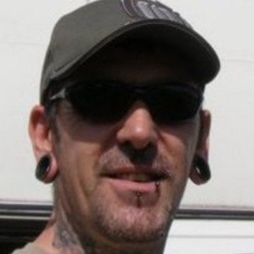 russ_transfix's profile picture. love my VW camper & #BCFC . Scuba diver