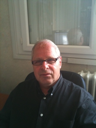 Journaliste indépendant
Directeur d'Antenne radio locale Radyonne.FM (Auxerre- 89)(France))