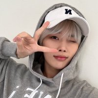 세연 (@minjun0226__) 's Twitter Profile
