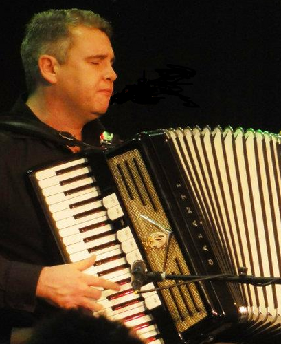 seangavaghan's profile picture. Seven time all ireland champion on the piano accordian,founder member of leeds based celtic/rock band the tradition