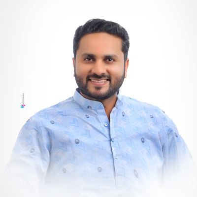 शिवसेना जिल्हाप्रमुख, सोलापूर 🚩
» मा.जि प सदस्य:ता.द.सोलापूर
» मा.संचालक:कृषी उत्पन्न बाजार समिती,सोलापूर
» संचालक:श्री सिद्धेश्वर सह साखर कारखाना,सोलापूर