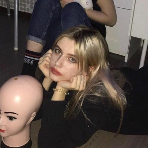 hetegoughs32368's profile picture. In solitude, be a multitude to yourself.