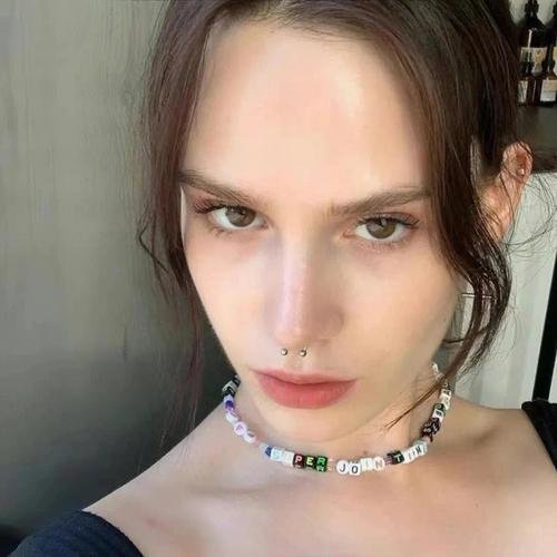 sashethea29717's profile picture. The word love is too beautiful, but it is too sad in practice.