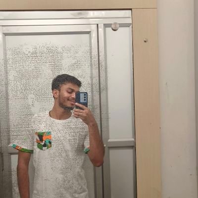 Full Stack Developer 🚀| ML/AI Enthusiast 🍀| DSA |Passionate about Video games🎮 | Insomnia survivor 😴 | NIT-Sri-25'
🧑💻 https://t.co/I6NrXY6NRy