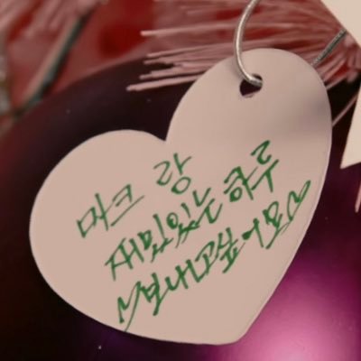 사람은 다 귀여운 면이 있어요 @markiepoob