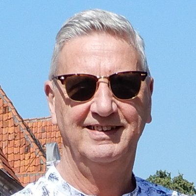 Henk Spiering Profile