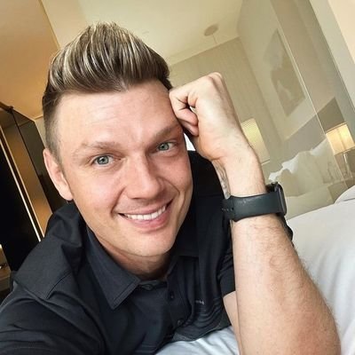 Nick carter of the backstreet boys
New songs🎶made for us out now: https//ffm.to/madeforus