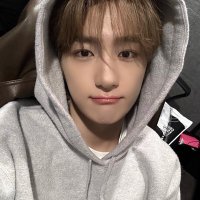시오 (@nxpresent) 's Twitter Profile