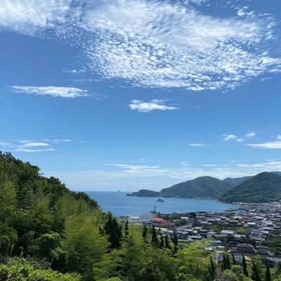 koharu570637498's profile picture. 人生を楽しむことと、新しい場所を訪れることが大好きです。 自然🌴と海🌊が好きで、特にラーメンが大好きです🍜 ラーメン好きの方と繋がりたいです。 無言フォローすみません🙏