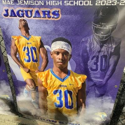 class of 2024 
MLB/OLB 
5'10 195
10 games 
51 tackles 3 PBUs 2 TFL
number-
256-692-4191
londonking286@gmail.com

discord https://t.co/naNALHvmzc