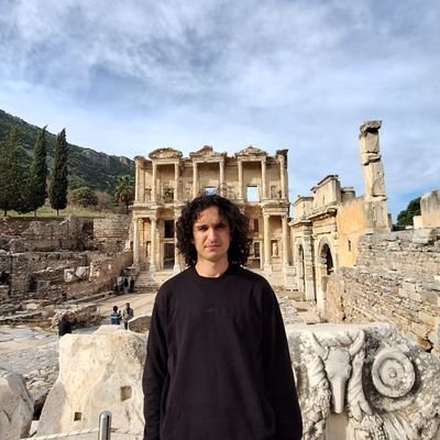 mericovicon's profile picture. 