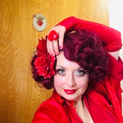 Cabaret pianist,accordionist, vocals originals/retro modern covers Mistress Of Ceremonies kittykeys@gmail.com hire me! https://t.co/qGFrr57DdG