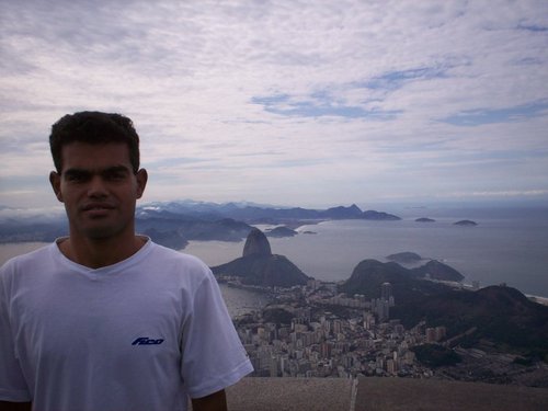 marcinhokunsler's profile picture. Sincero, sério e comprometido com os deveres, odeio prejudicar aos outros.