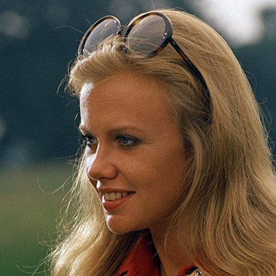 Photos of actress Hayley Mills