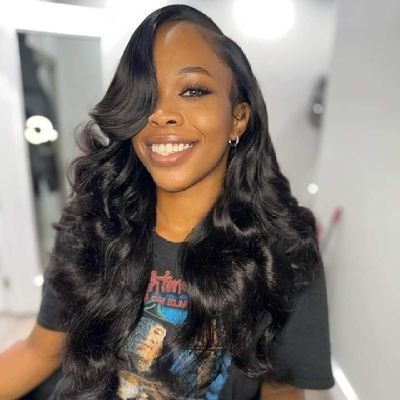 Prettieei30's profile picture. 