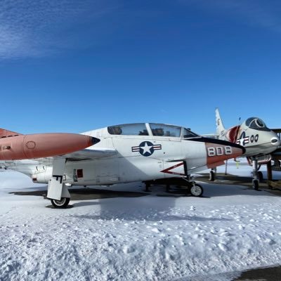 CharlieNovember's profile picture. Economics, UdelaR👨🏻‍🎓 📍From Paysandú 🇺🇾 to the Midwest 🇺🇸 Pilot🛩