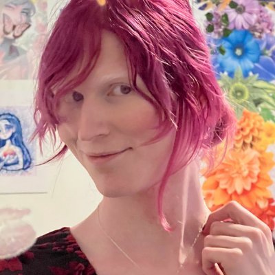 💧emotional wreck, writing songs about it 🎶
🎼 music for @dcellgames 💿
💋 fem half of @peakdivide ✨
🏳️‍⚧️ 28, she/her 💫