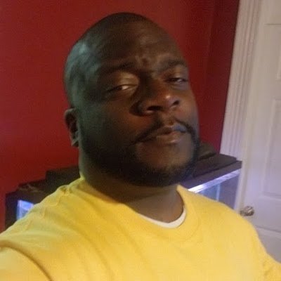 StaxWellington's profile picture. 