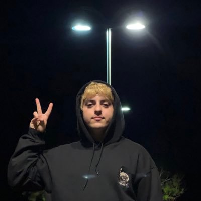 jbear198's profile picture. LMFAO