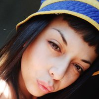 Lucha (@luucha_) 's Twitter Profile