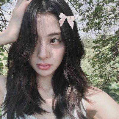 cayyiccaa's profile picture. {STUDY ACC} her love-(i)ly eyes, like an angelic clad in wings! ₊˚✧ soon to be an iisma yale awardee