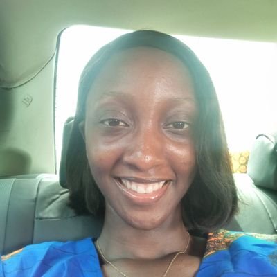 A UI/UX Designer 👩💻,
Hopeless Romantic ❤️🥰,
Lover of Good Music 🎶,
Goofy and an Introvert😏,
6ft glass of wine 🥰
...and I love JESUS 🤞
