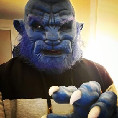 BeastlyAffinity's profile picture. Beast Enthusiast, Illustrator,  Cosplayer, and General Admirer of the Feral and Ferocious!

Stay Beastly 😈💙🤓