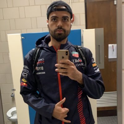 usmvnz's profile picture. good bones