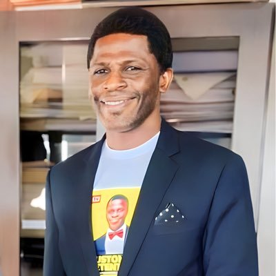 gokytola's profile picture. I help leaders and businesses to unlock their potential. #leadershipcoach #customerloyalty Ebook: https://t.co/2cLHli3zfb