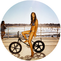 thebondibubble's profile picture. Keeping you posted on all the beautiful things being produced by the best creative and righteous minds in our weird, wonderful suburb.