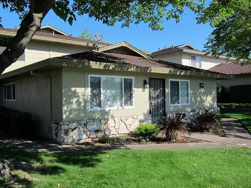 225harding1's profile picture. The apartment has been rented.