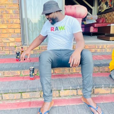 Zakhele_Mshengu's profile picture. Raised by my Mom...A strong 💪 woman