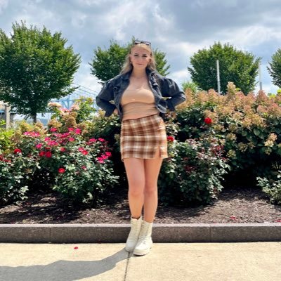 Uindy ‘20 • She/Her • degree in drama 🏳️🌈