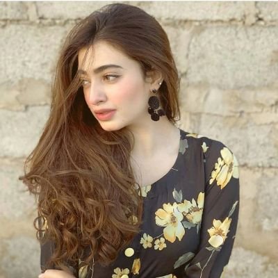 یہ دنیا حساس لوگوں کے لیے جہنم سے کم نہیں💫