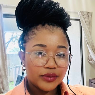 Xesibe ka Njanya, Mganu ka Xesibe, Snama ka Mganu. Ndlovana