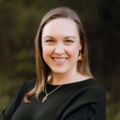 sommerclayman's profile picture. I read magazines in reverse.