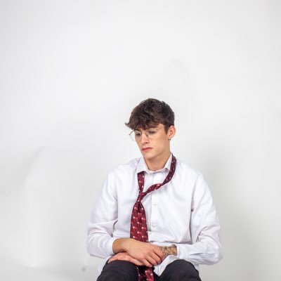 L5Cent's profile picture. clothing brand https://t.co/sKwKOZ6LdH | car detailer | basketball coach |