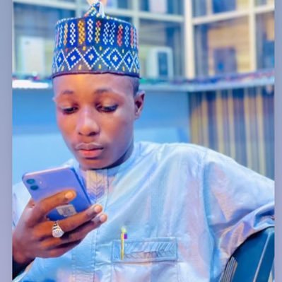 Allah first Studying @udus Parents lover R.i.p daddy CEO @Ak_phones_store SC:📷@. Abberkarkware4. IG.@itz_ak44