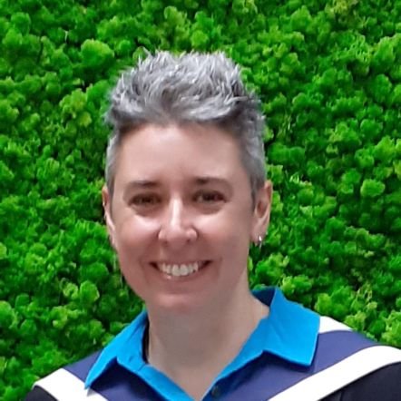 British Sign Language interpreter who is slightly fanatical about many things....
PhD Candidate @QMU
Personal account @Tazaday