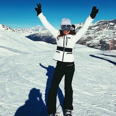 smartass9912's profile picture. Sits in a tank and thinks...
Anesthesiologist, NYU School of Medicine, 
Oh, my dog runs my life
