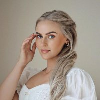 Miss RP Helper (Fake) (@missrphelper) 's Twitter Profile