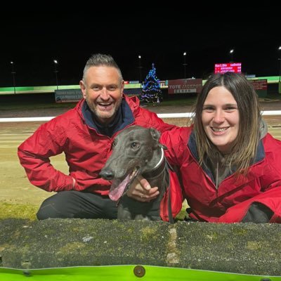 Living the dream with Stuart Forsdike, training greyhounds with Co-Professionals Tony Meek, Pam Burford, Arran Dunn & Jo Slater. Keep smiling😊 @aerogreyhounds