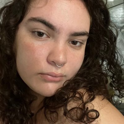 florapserra's profile picture. 🏳️‍🌈