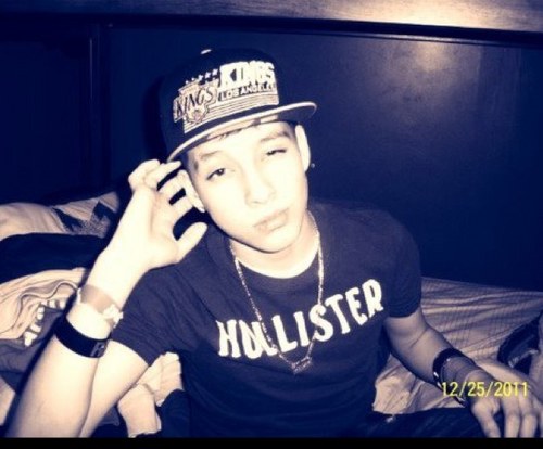 iSwaggOfficiall's profile picture. This is my bio. Follow me.