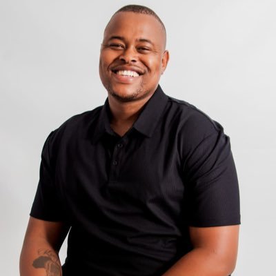 •Voice over artist °Master of Ceremonies • Drive-time host @trufm