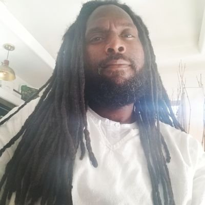 darcbrova's profile picture. LP7 🤘🏾🐒