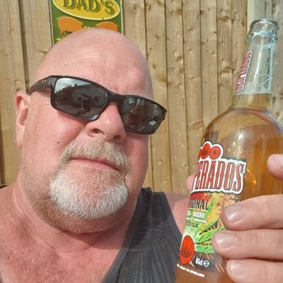 Bazza_cookson's profile picture. 80s matchman .. now a pleasure angler, beer tester, Wrexham AFC